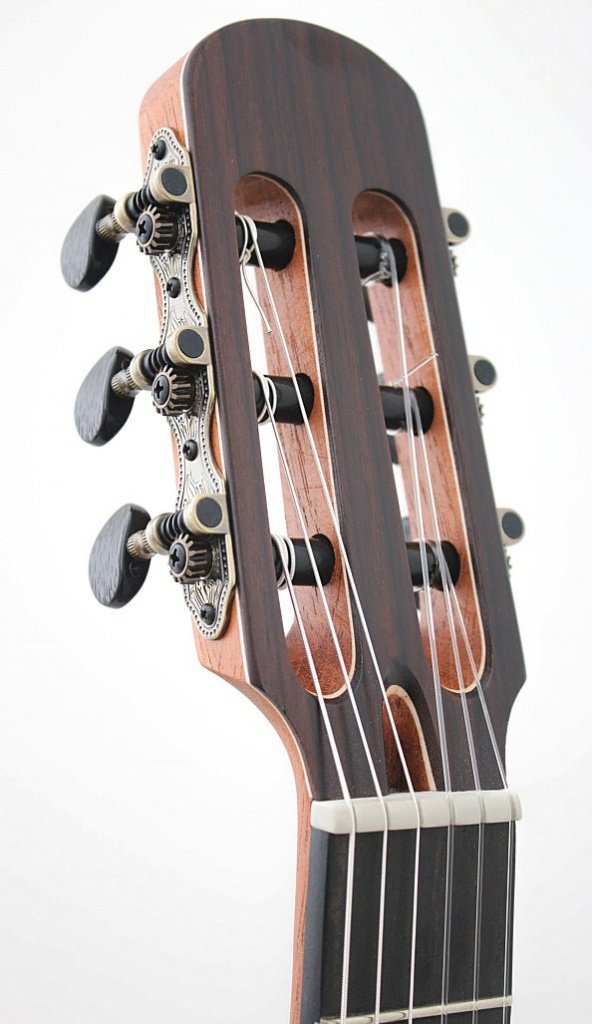 guitar prudencio saez stage headstock