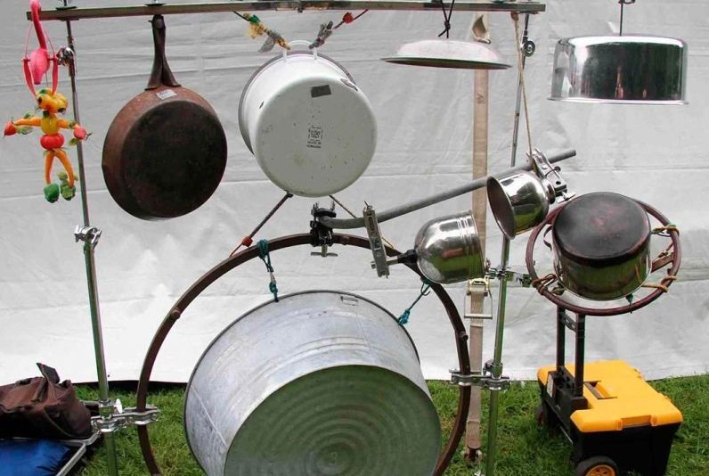 bucket-junk-drums-02-1024x576.jpg