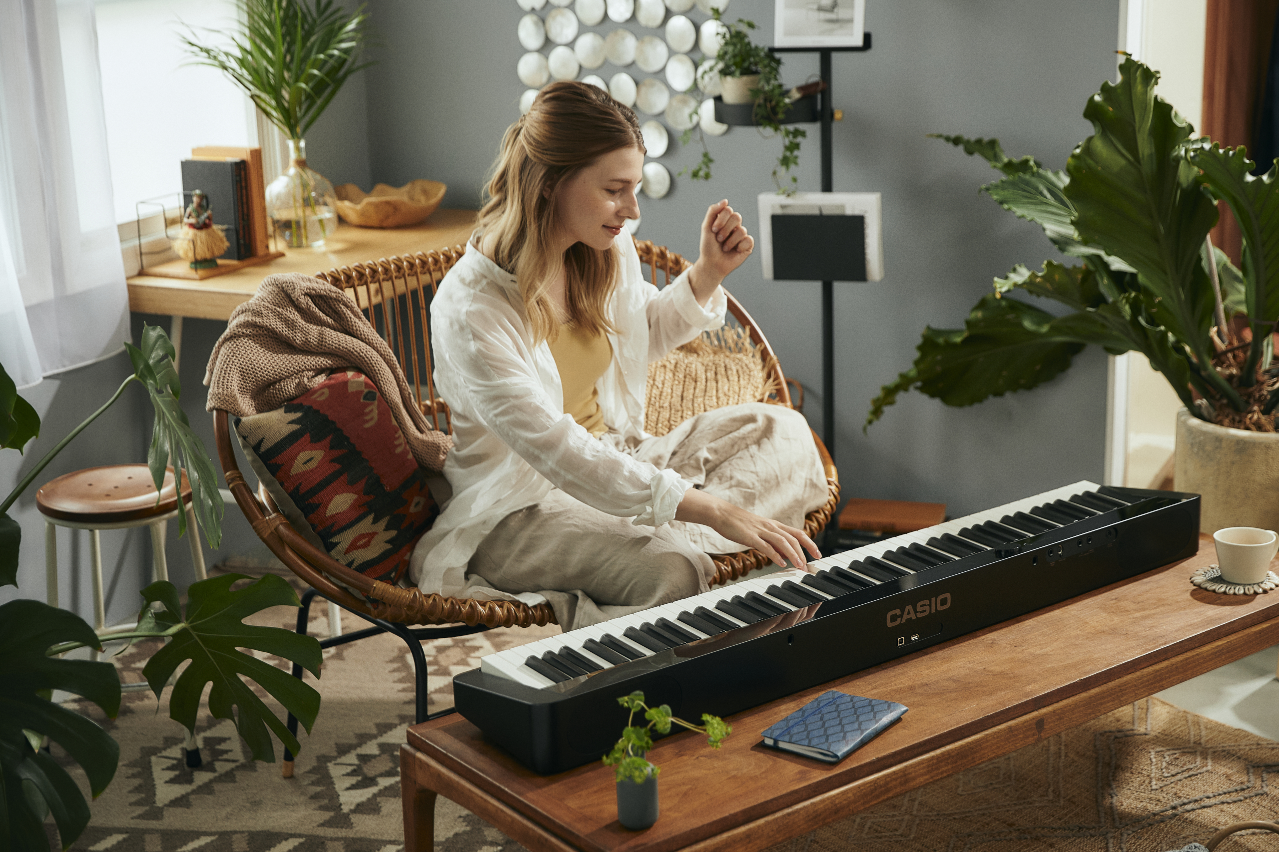 Цифрове фортепіано Casio Privia PX-S1100BK