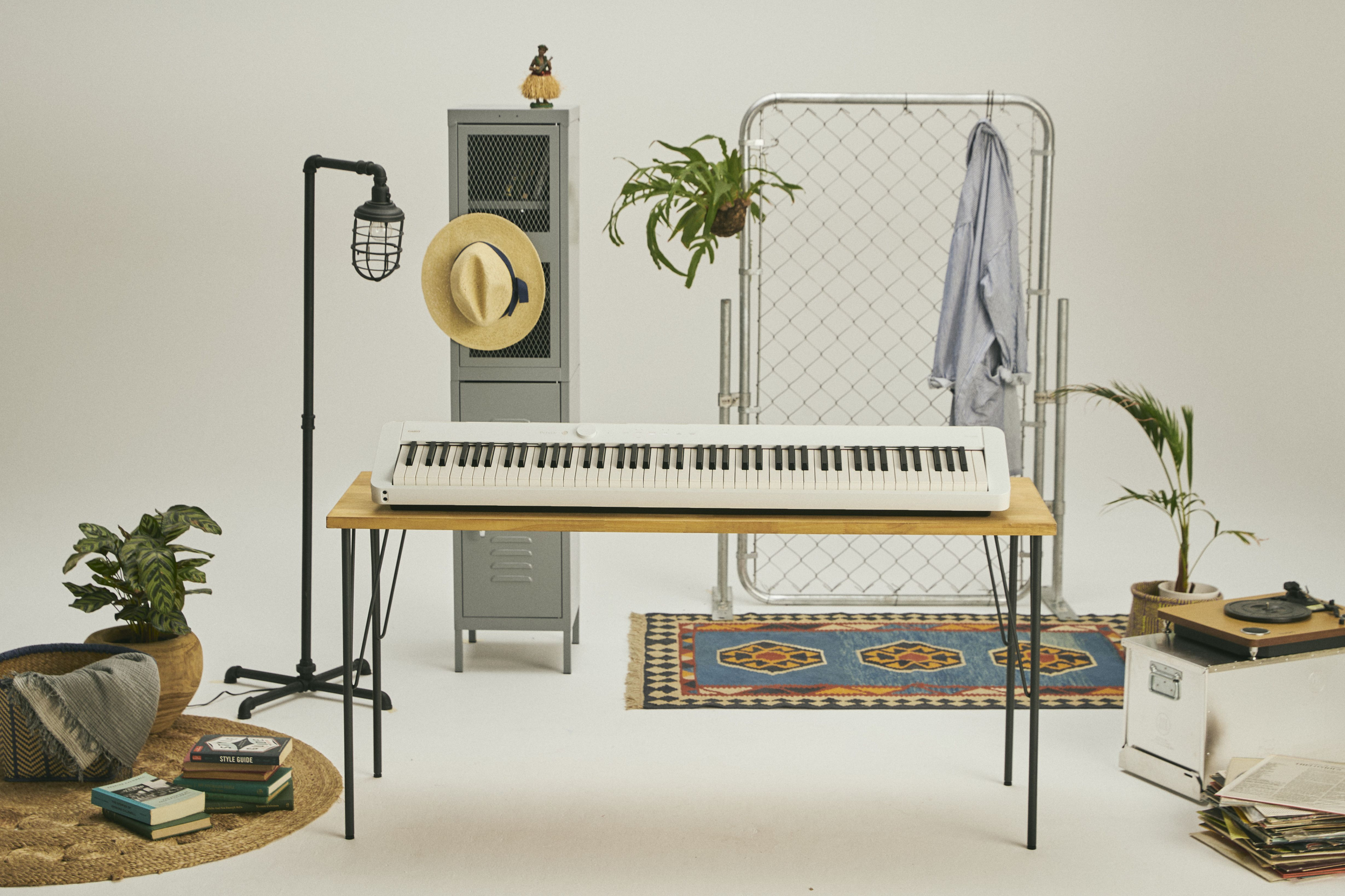 Цифрове фортепіано Casio Privia PX-S1100WE