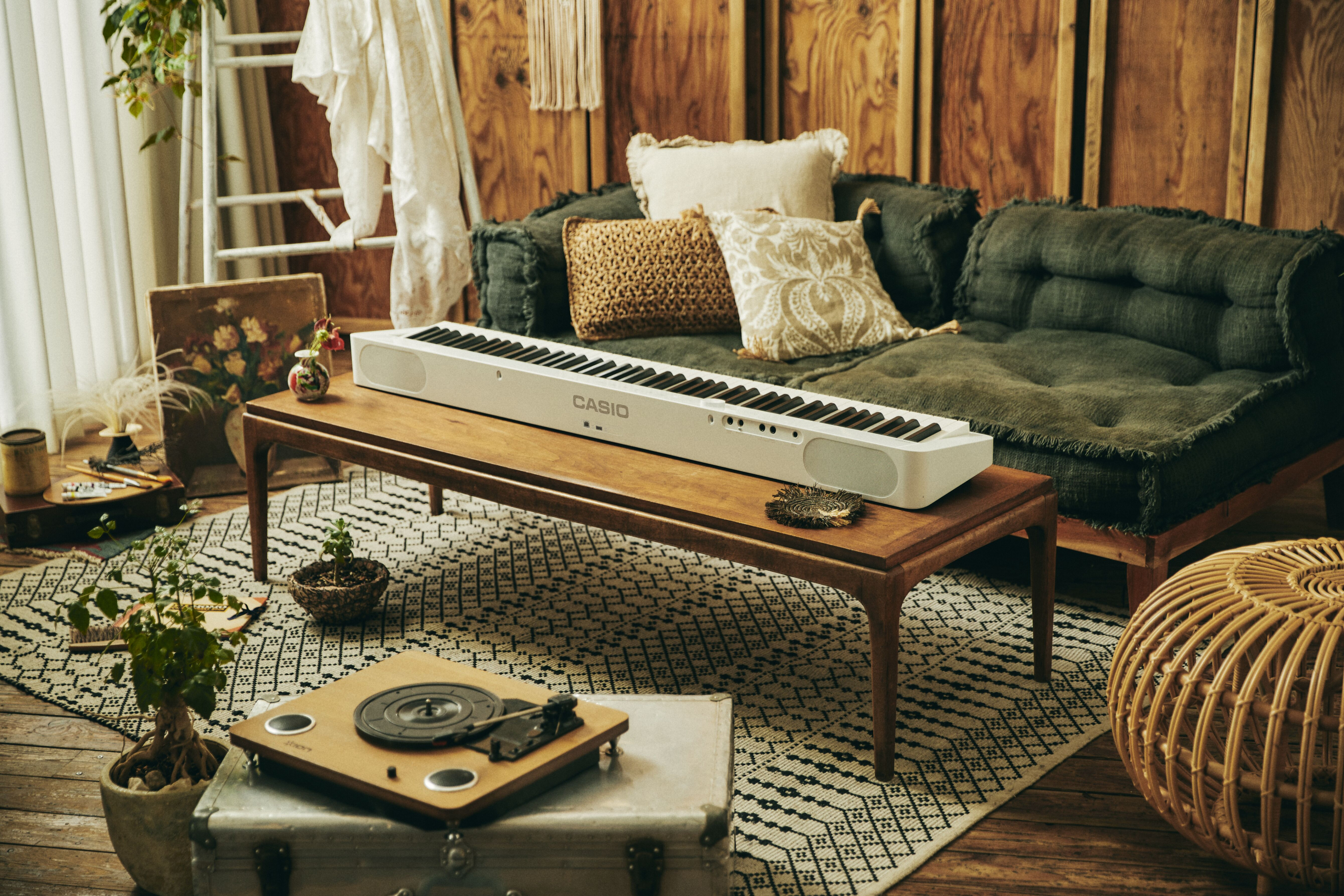 Цифрове фортепіано Casio Privia PX-S1100WE